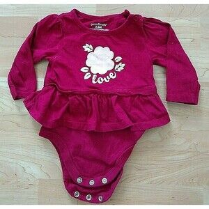 Garanimals Baby Girl Love outfit 3-6 Months